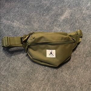 Jordan Green Belt Bag Compact and Versatile